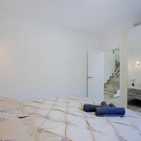 Mar De Lux A25 * بالم مار